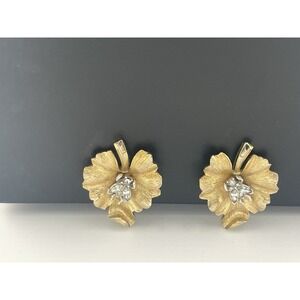Crown Trifari Earrings Bug On Leaf Clip On Gold Tone Vintage Costume Jewelry